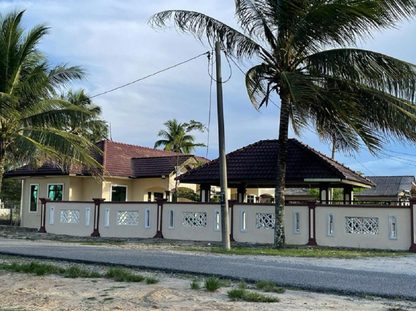 ayuni homestay kuala besut