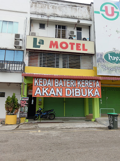 MB Car Battery shop Kedai Bateri Kereta Amaron Jelutong