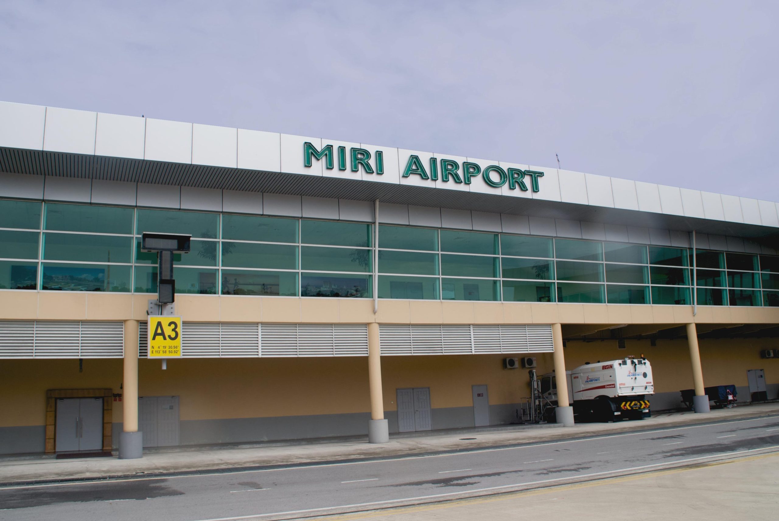 lapangan terbang miri scaled