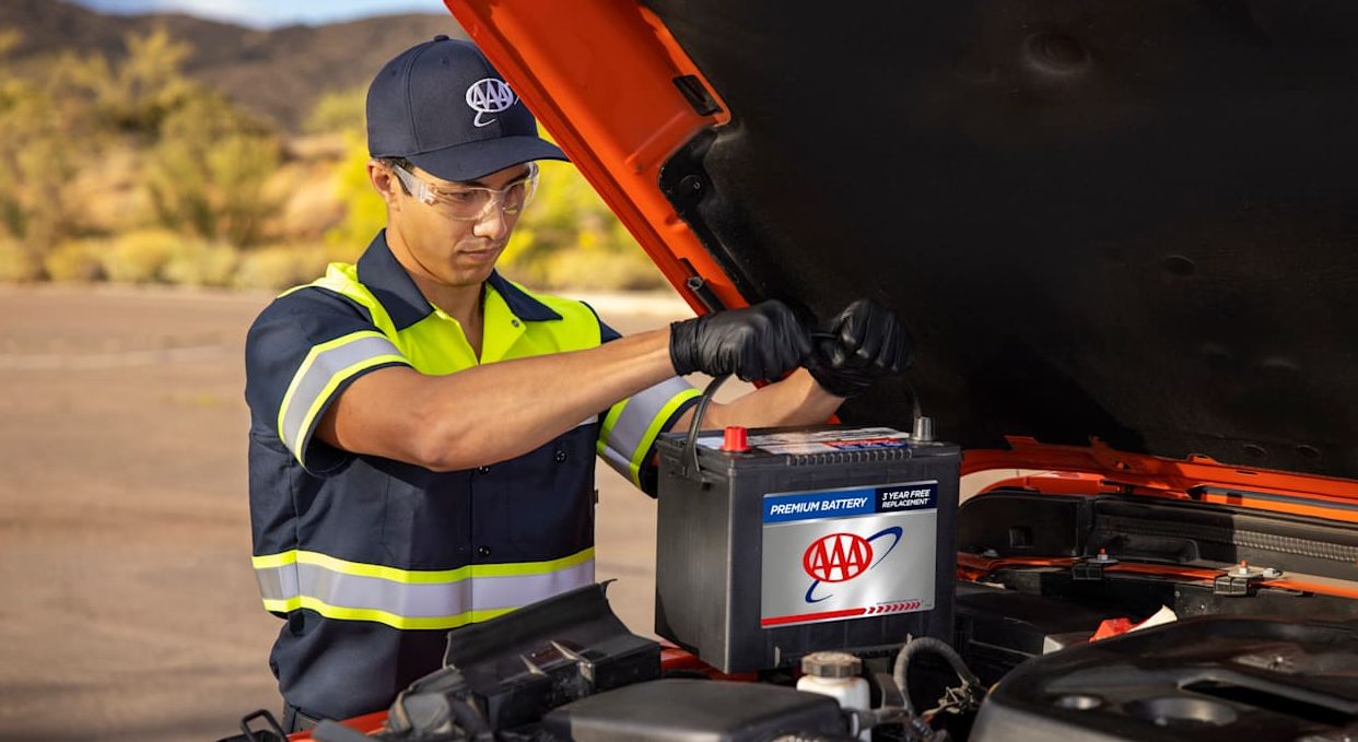 runner car battery mobile team